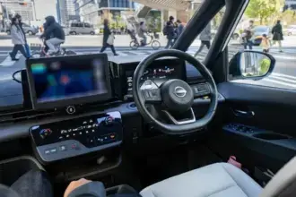 Nissan’s latest self-driving tech hits the streets in Japan ...