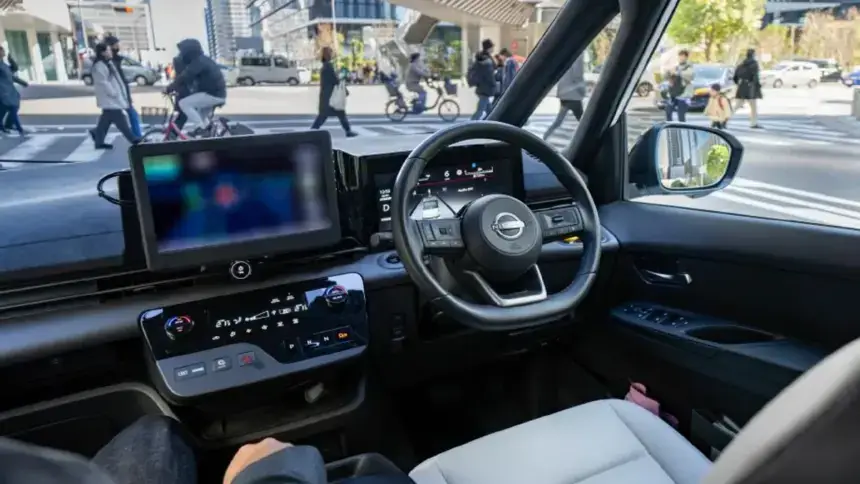 Nissan’s latest self-driving tech hits the streets in Japan ...