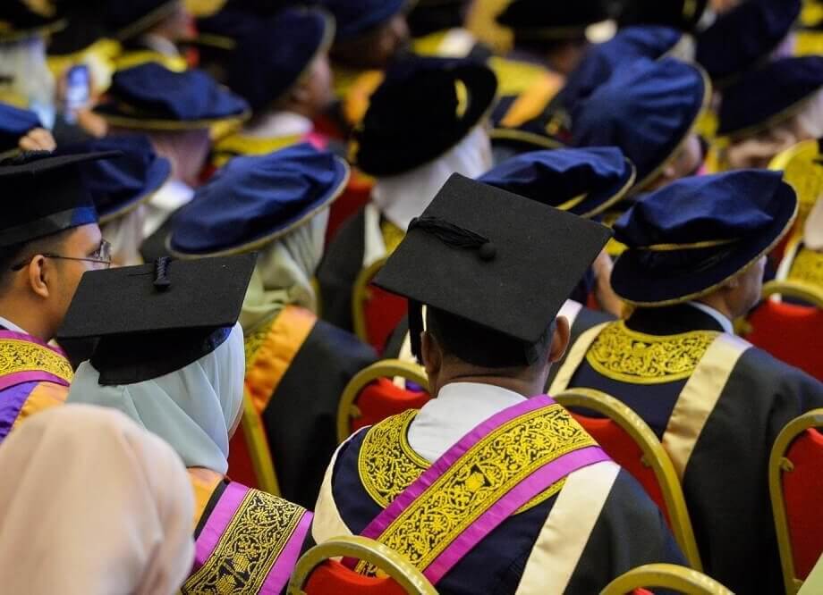 Malaysian graduates are overqualified and underpaid, Khazanah Research ...