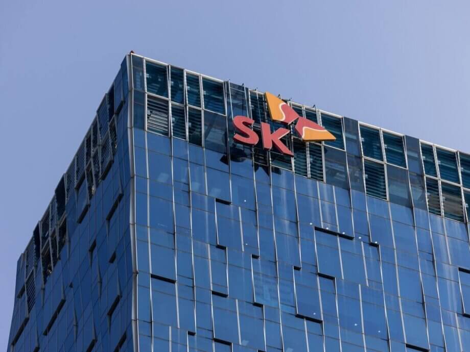 SK Telecom Waives Cancellation Fees After Major Data Breach - Bloomberg