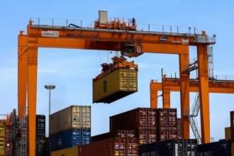 Vietnam Q2 GDP growth quickens on strong exports, US trade deal ...