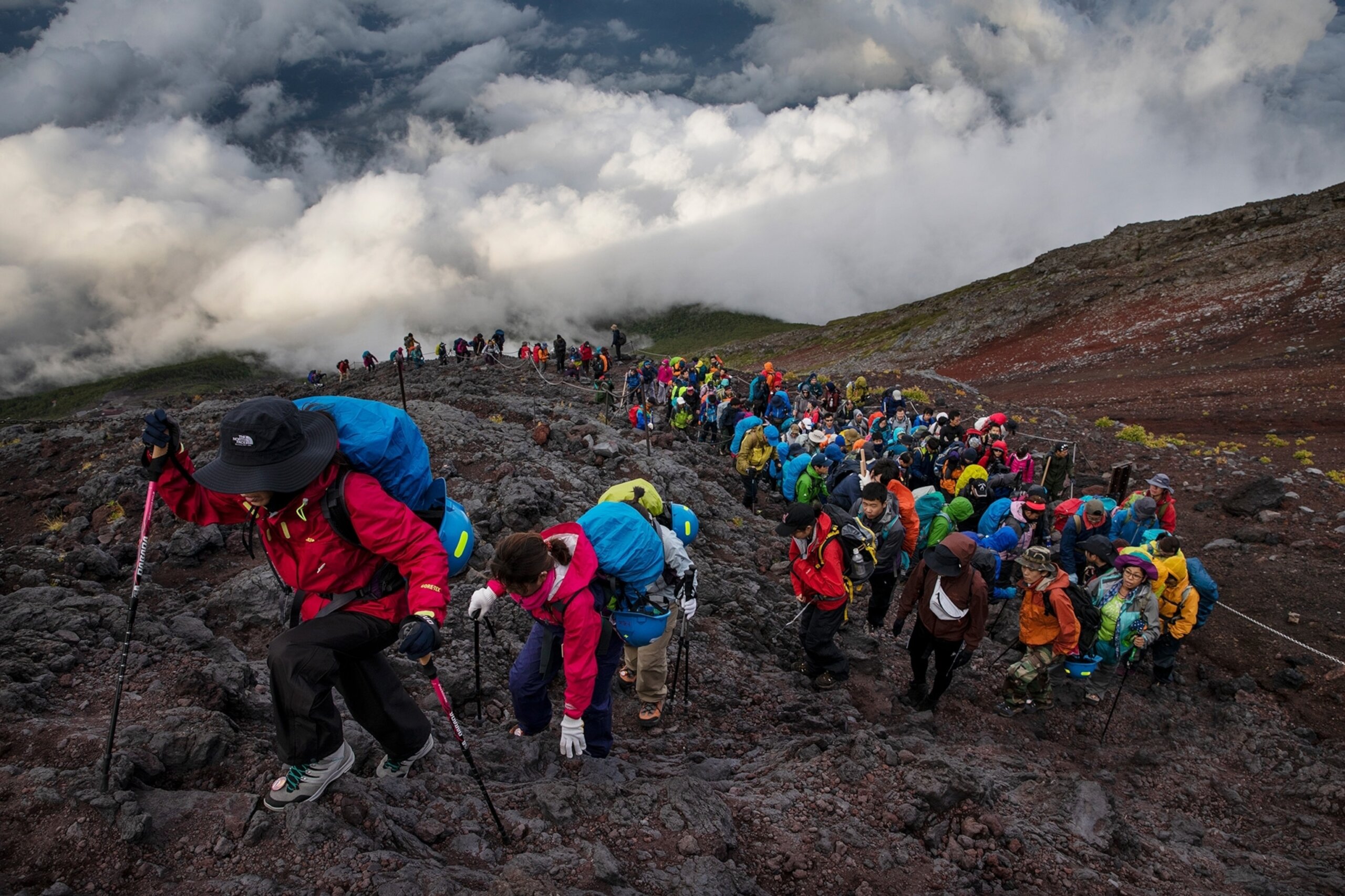 Climb Mt Fuji 2024 Dates - Delia Fanchon