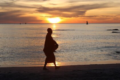 hua hin, thailand, prachuap khiri khan, travel, nature, monk, hua hin beach, alms, the gulf of th...