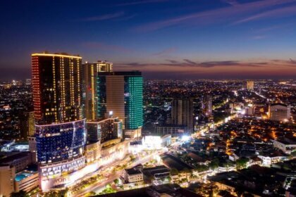Explore Surabaya on a Budget: Cheap Hotels Near Tunjungan Plaza » Agoda ...