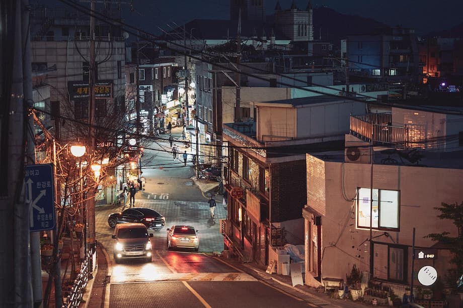 south korea, street, seoul, dusk, sunset, nature, city, landscape, film photography, alley