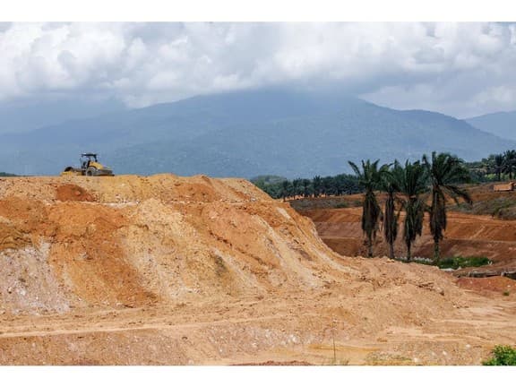 AI Boom Is Turning Malaysia's Palm Oil Estates Into Data C…