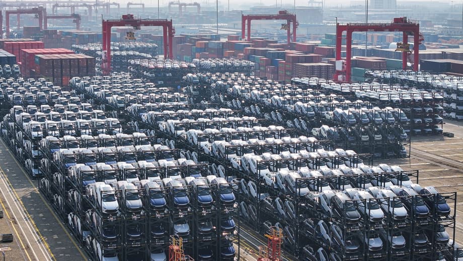China’s Trade Surplus Reaches a Record of Nearly $1 Trillion - The New ...