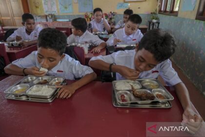 Indonesia targets zero incidents in free nutritious meals program ...